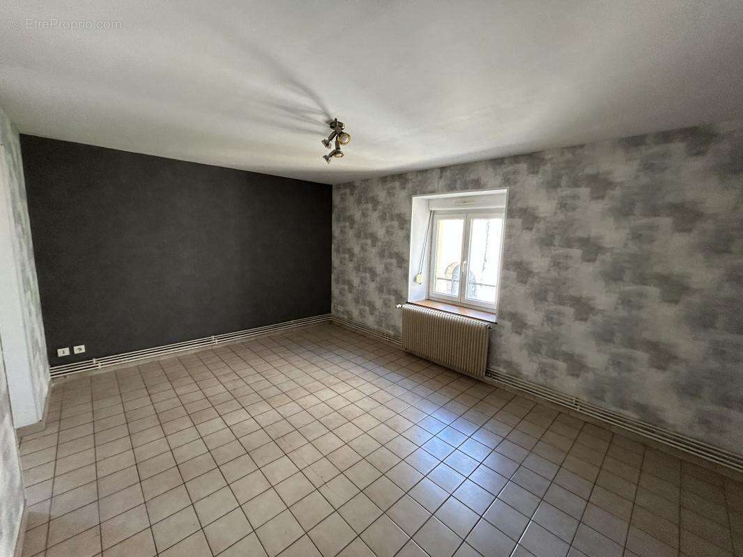 Appartement à XERTIGNY