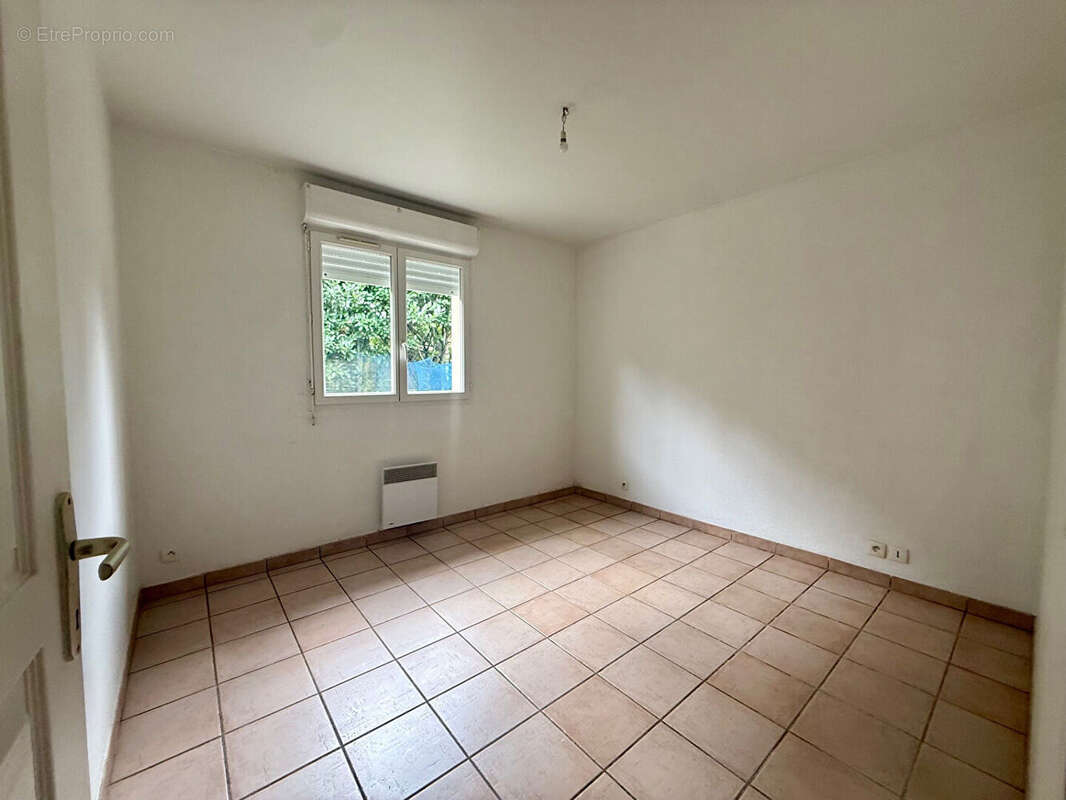 Maison à AMBARES-ET-LAGRAVE