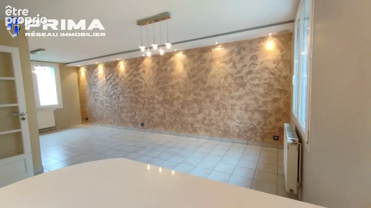 Grenoble (38000)   Bel appartement T3 traversant et lumineux de 68 m2 - photo 5