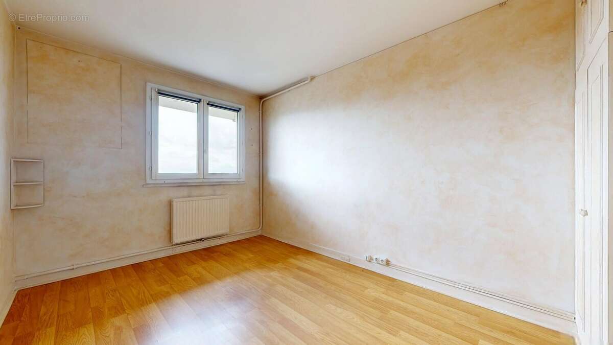 Appartement 116 m² à Gagny  - photo 18