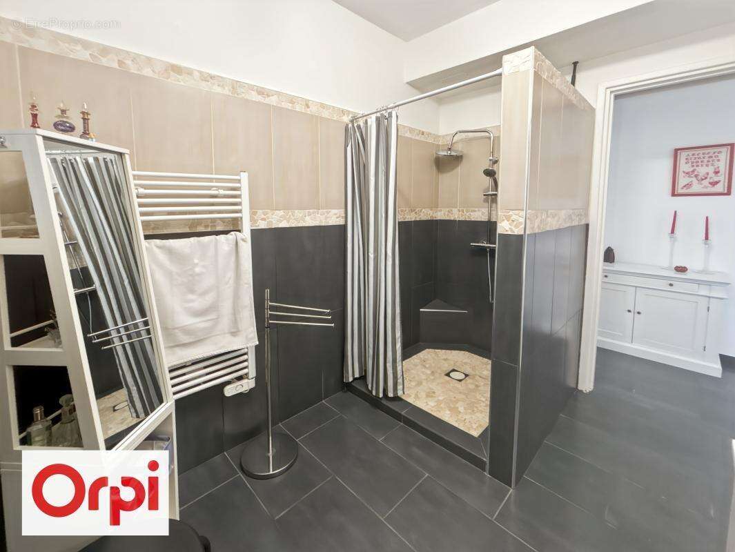Appartement À Vendre - photo 11