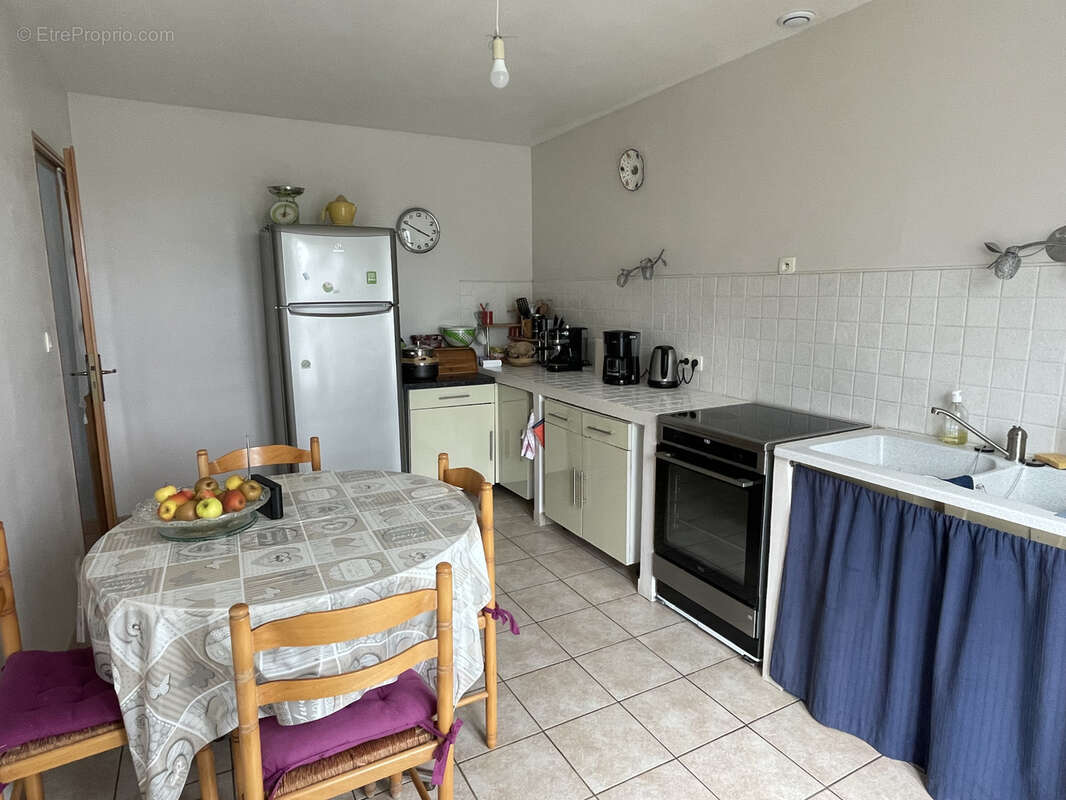 Maison à SAINT-DENIS-DES-PUITS