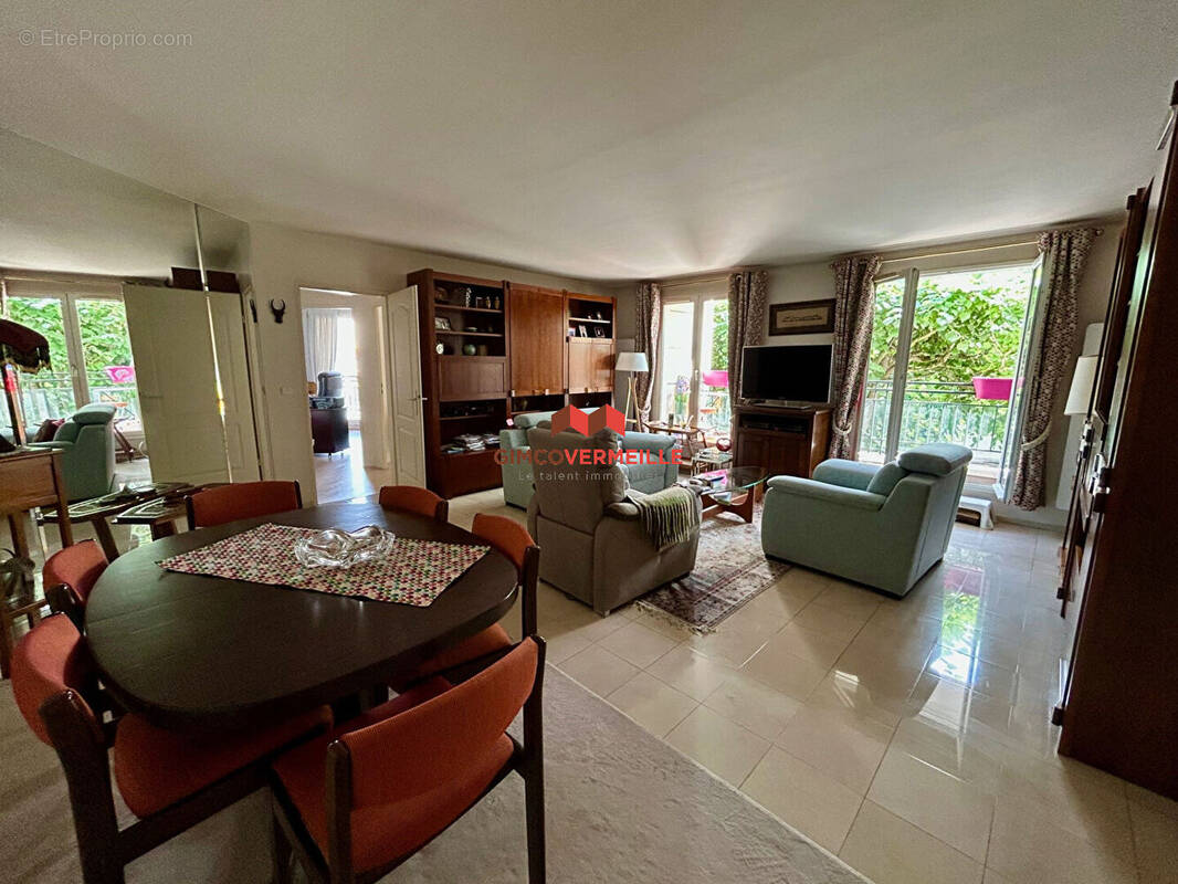 Appartement à POISSY