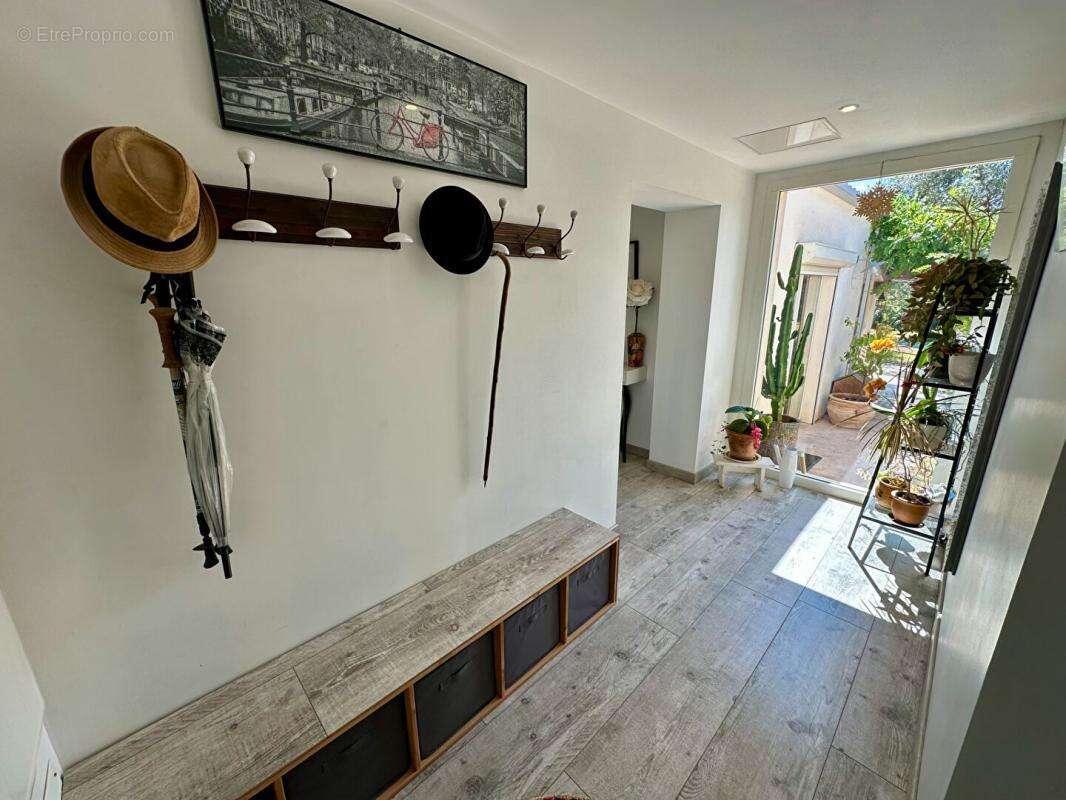 Maison à COURNONTERRAL