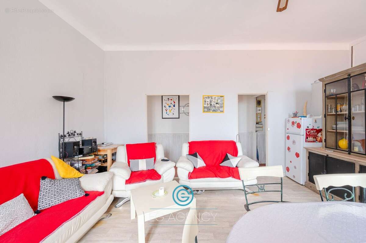 Appartement à MARSEILLE-8E