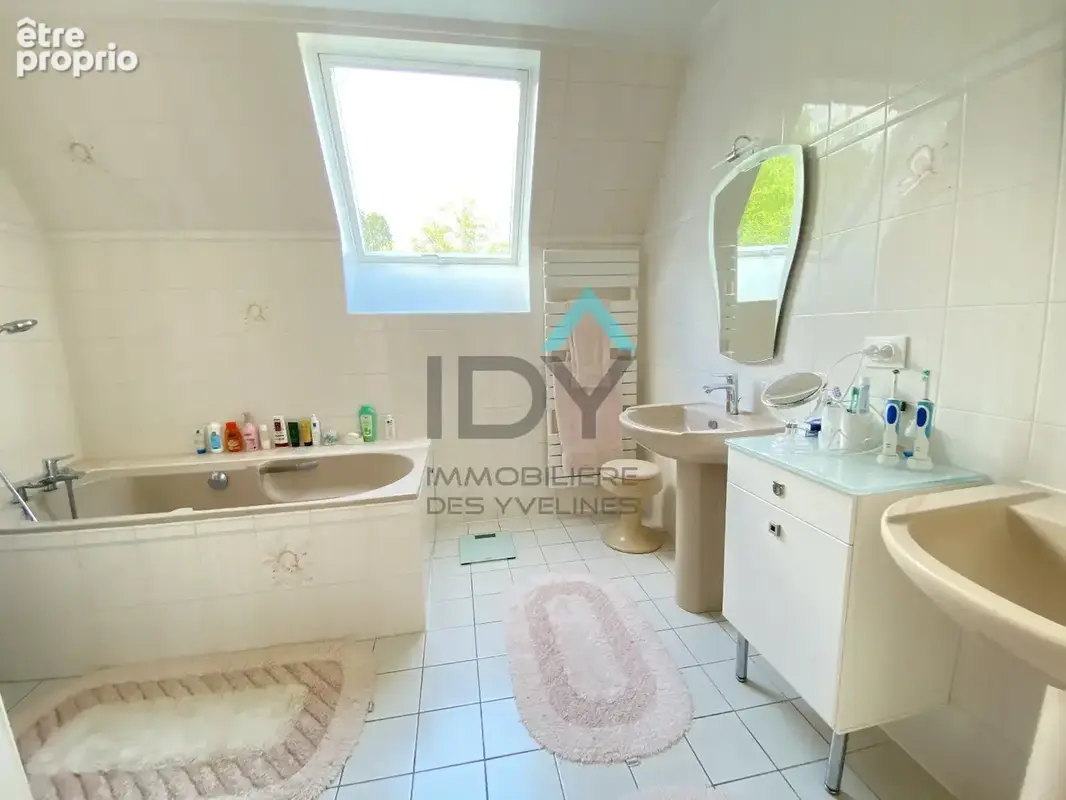 L'Etang La Ville. Maison 9 pièces 273 m² à 10mn à pied de la gare. - photo 18