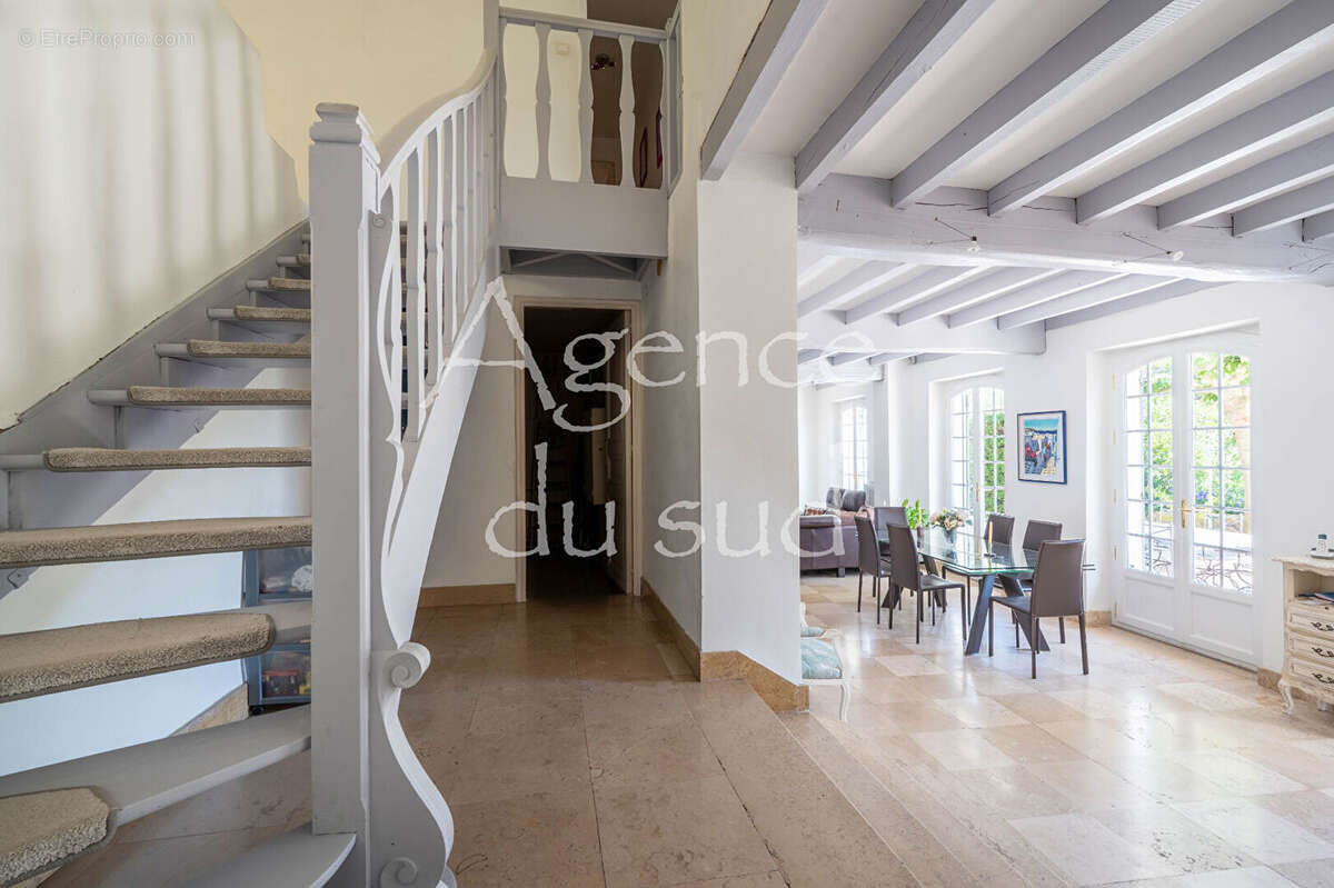 Maison à AUBAGNE