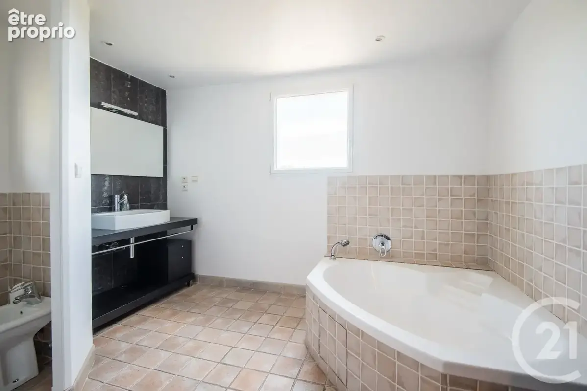Maison 286 m² à Nice  - photo 12