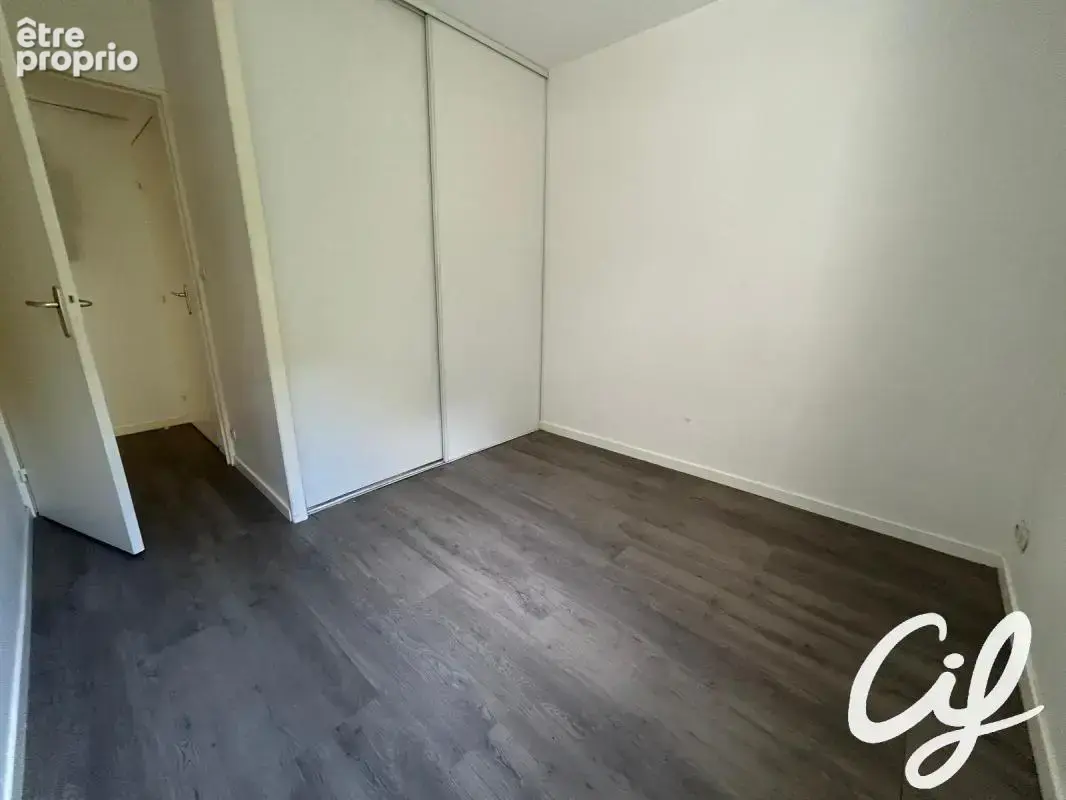 Appartement T2 NANTES L Eraudière - 33.55 m2  116 000 Euros - photo 8