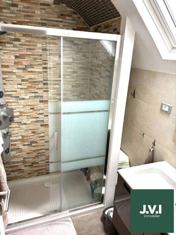 Maison à MONTMORENCY