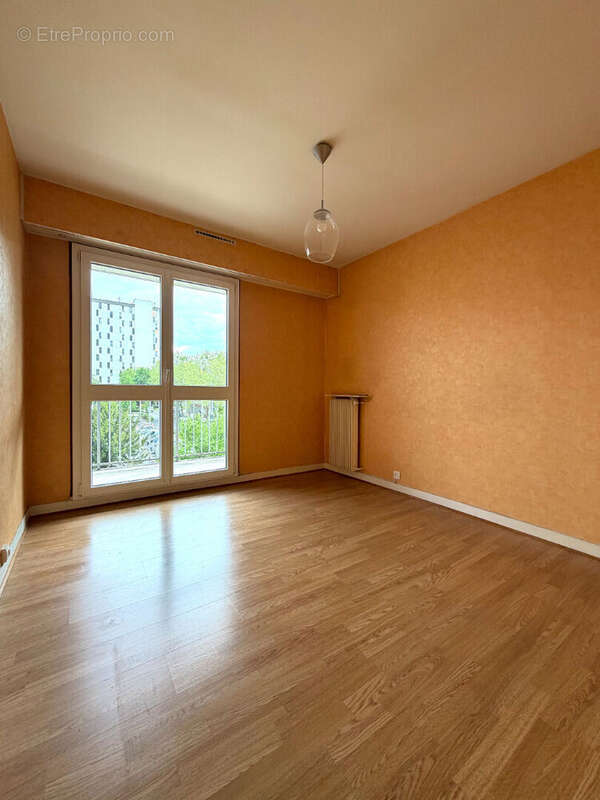 Appartement à SAINT-GRATIEN