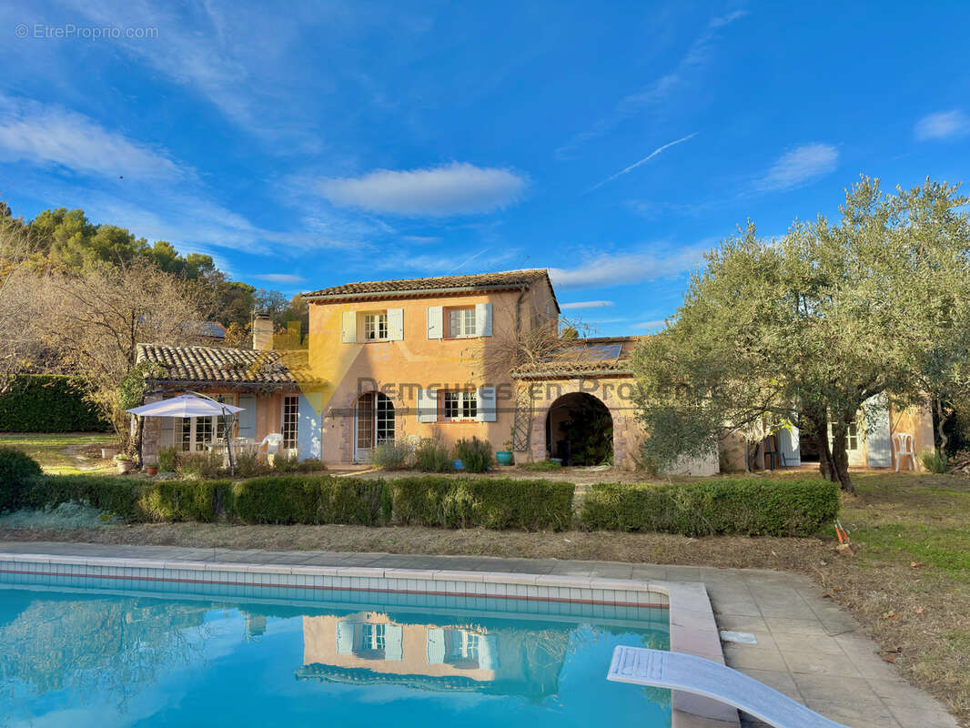 Maison à VAISON-LA-ROMAINE