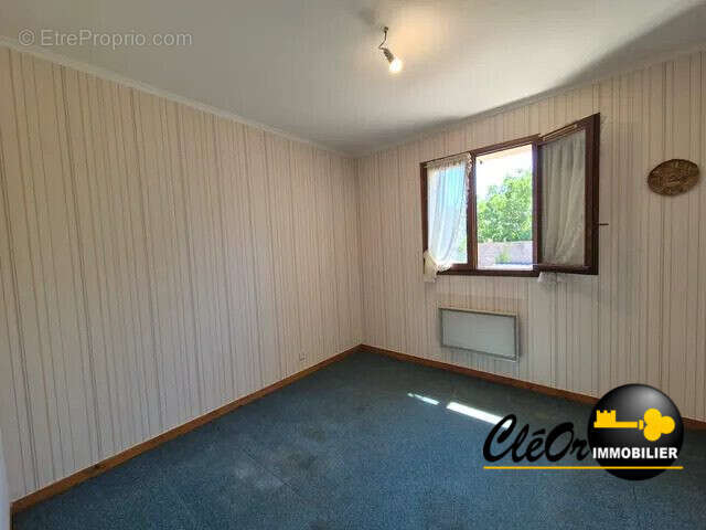 Maison 84 m² à Sassenay  - photo 5