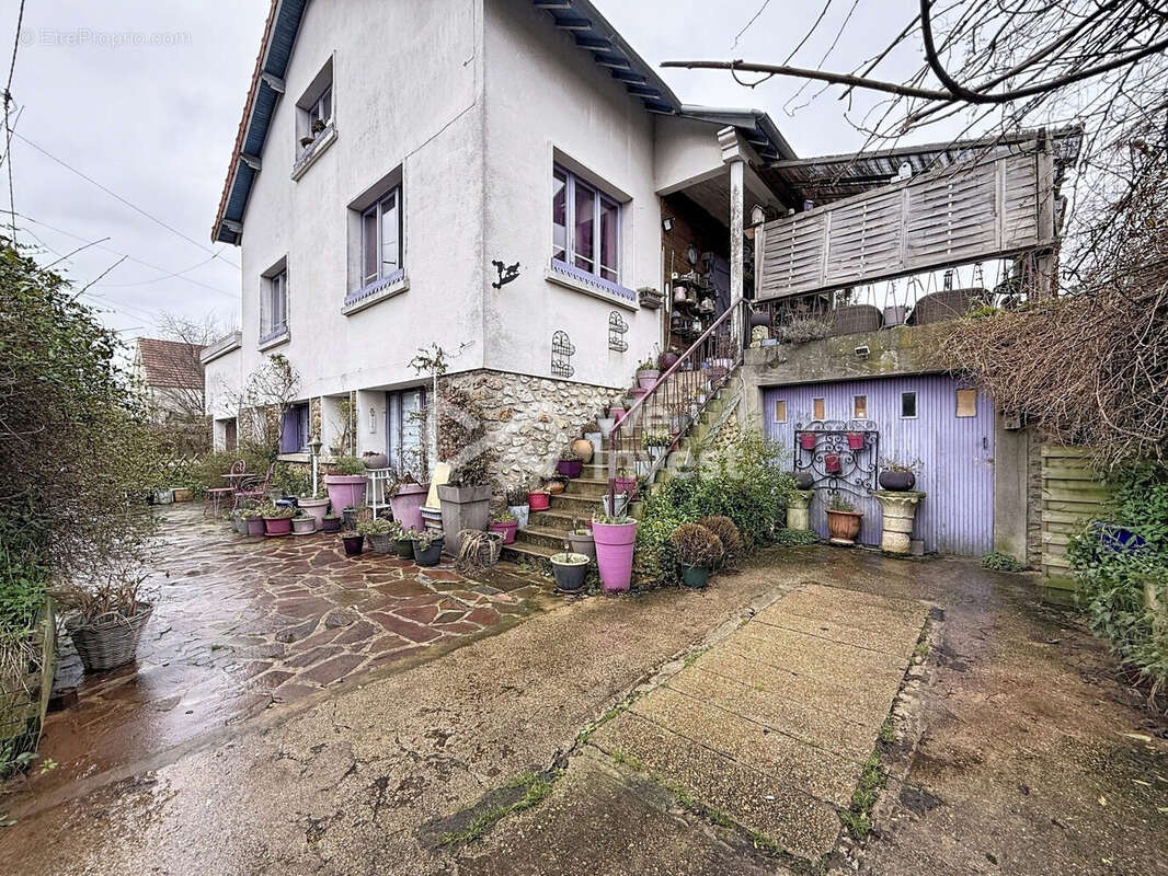 Maison à LAGNY-SUR-MARNE