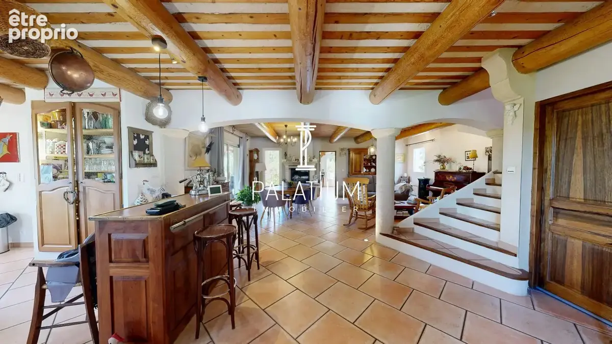 Maison 7 pièces 204 m² à vendre à Lurs (04700) - photo 3