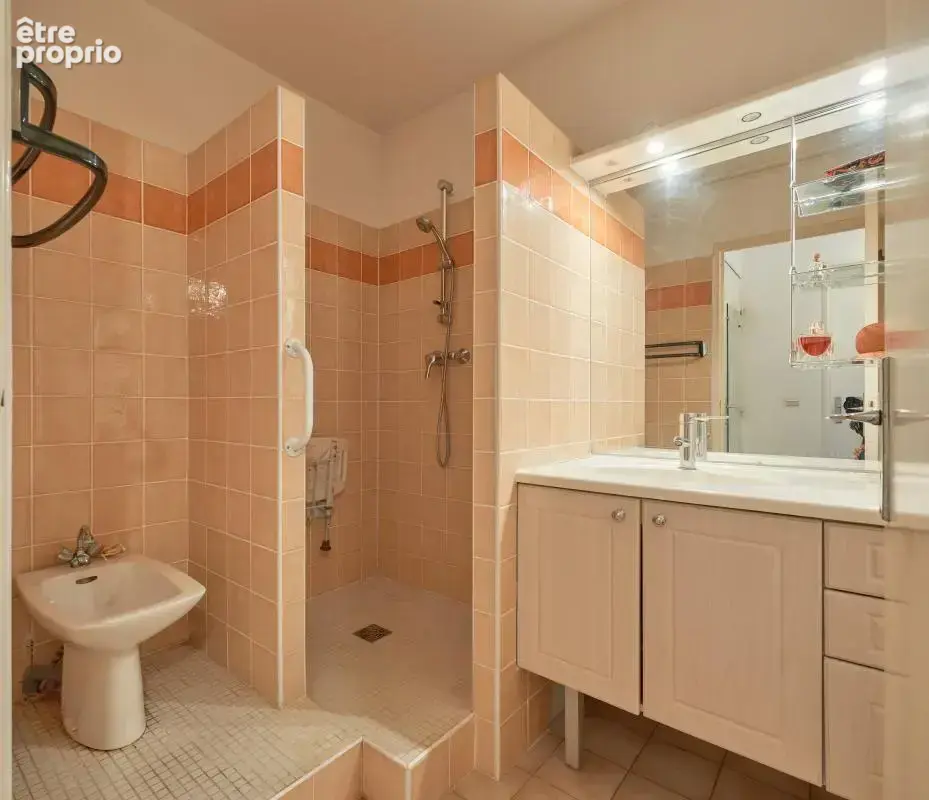 Manosque Appartement À Vendre avec ascenseur - photo 8