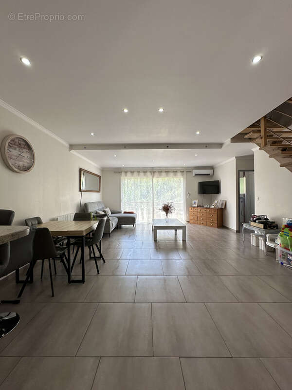 Maison 3 chambres, garage, sous-sol, terrasses - photo 16