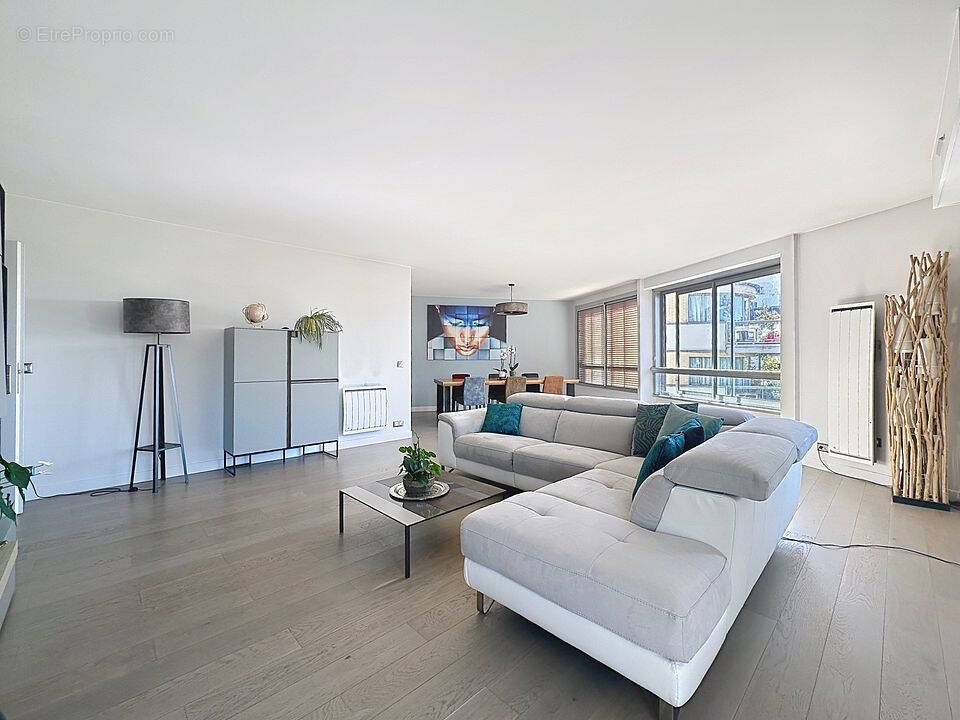 Appartement à NOGENT-SUR-MARNE