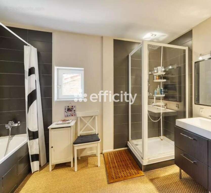 Maison à CHAZAY-D'AZERGUES