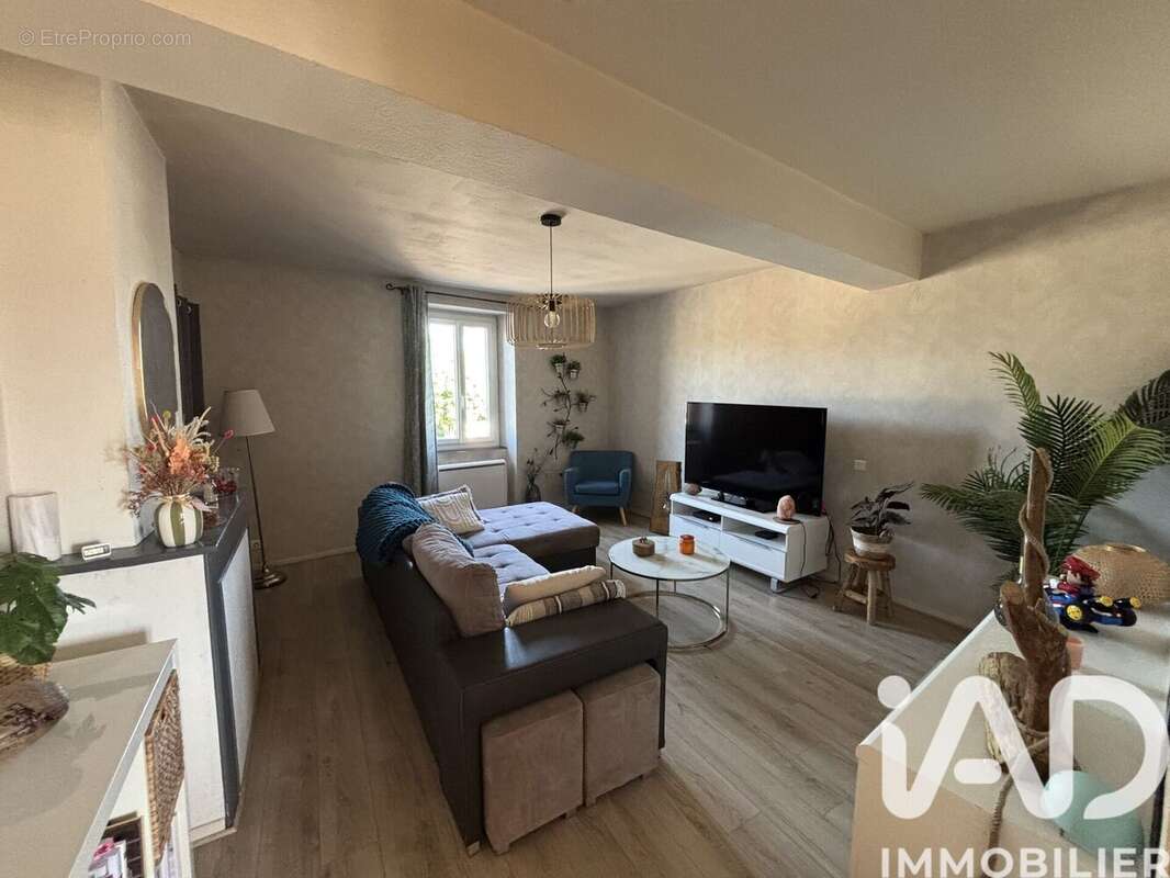 Photo 6 - Maison à LAGRAVE