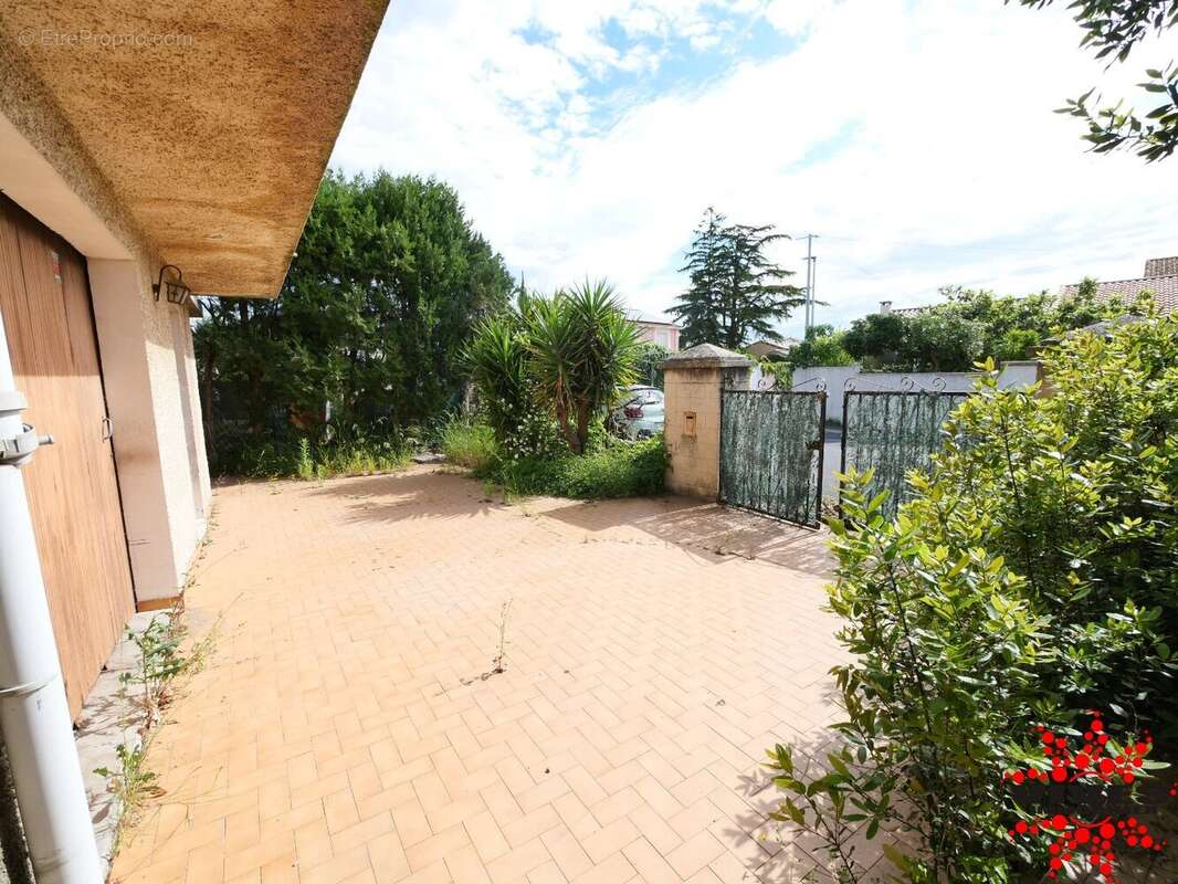 Maison à MONTADY