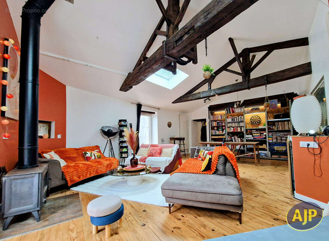Maison sur la Sèvre et gîte - photo 3
