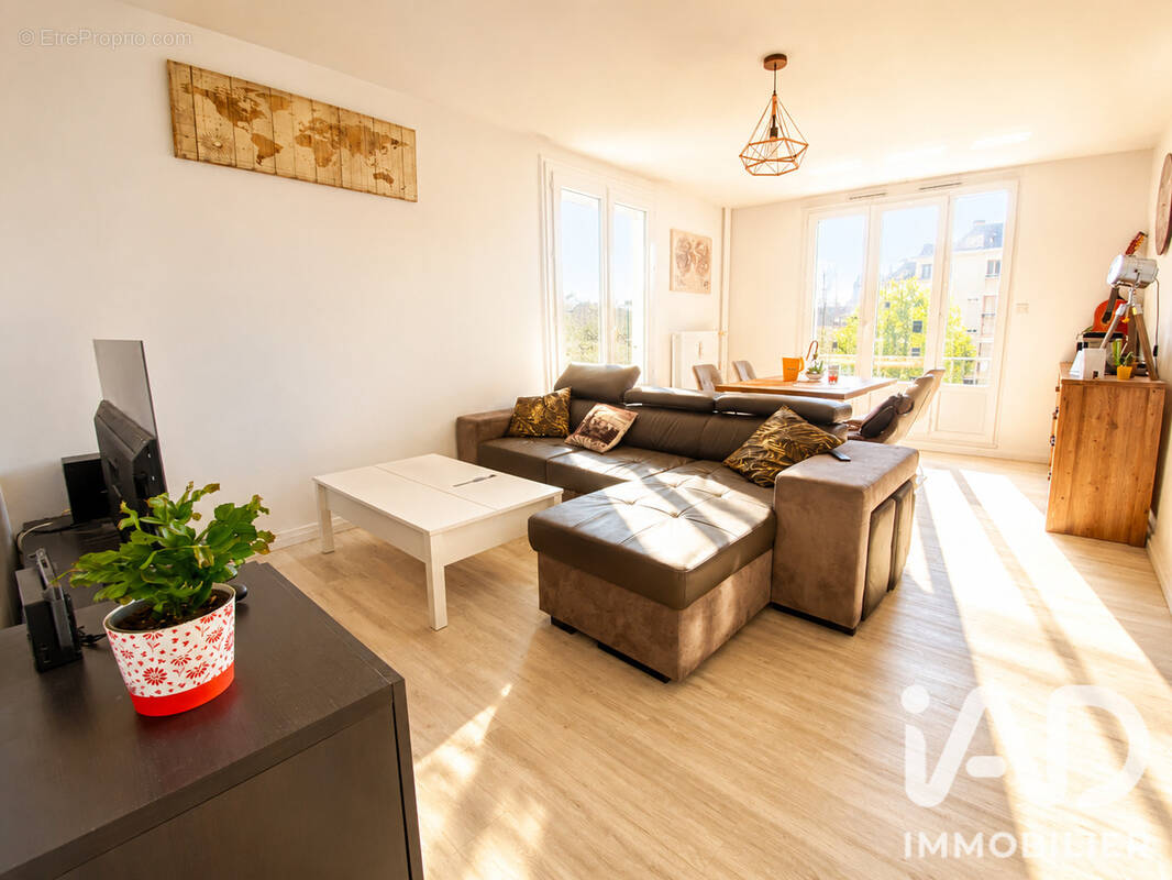 Photo 1 - Appartement à CUSSET