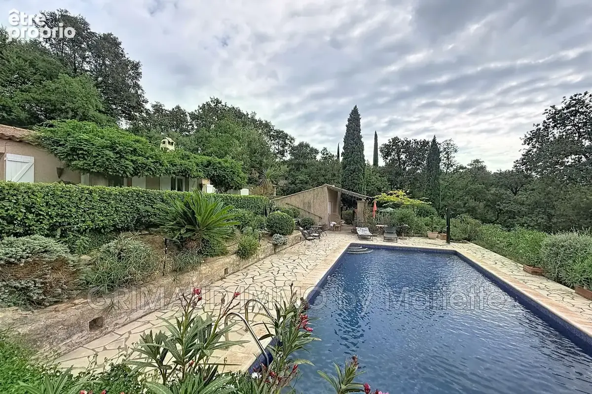 Maison 6 pièces 128 m² à vendre à La Garde-Freinet (83680) - photo 3