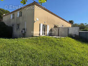 Appartement à CLARENSAC