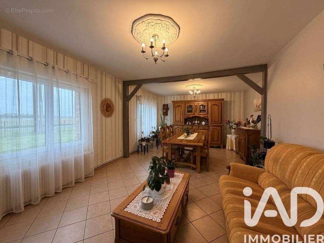 Photo 1 - Maison à BOURBOURG