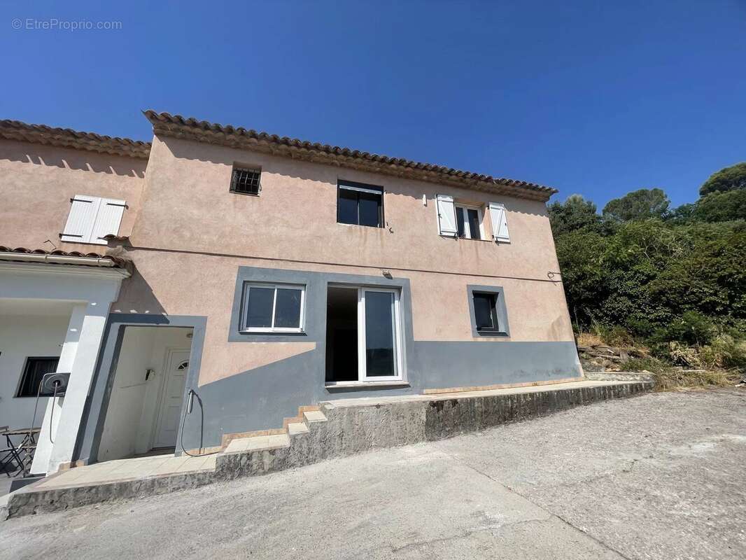 Vente Appartement Le luc(83340) 235 000ï¿œ - photo 2