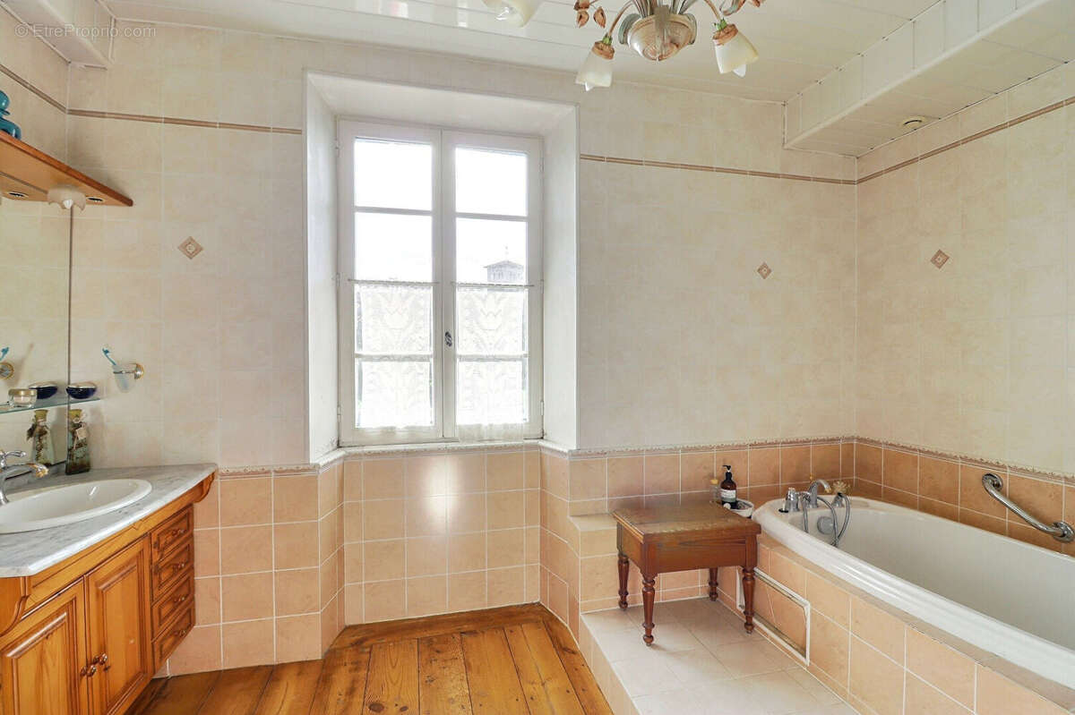 Maison à SAINT-SEVER