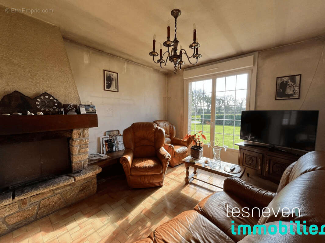 Maison à SAINT-MEEN