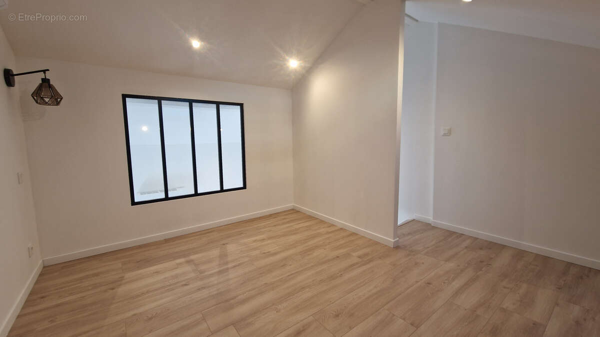 Appartement à SAINT-RAPHAEL