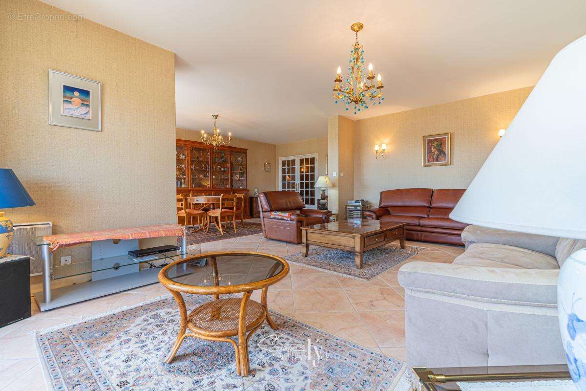 Appartement - photo 2