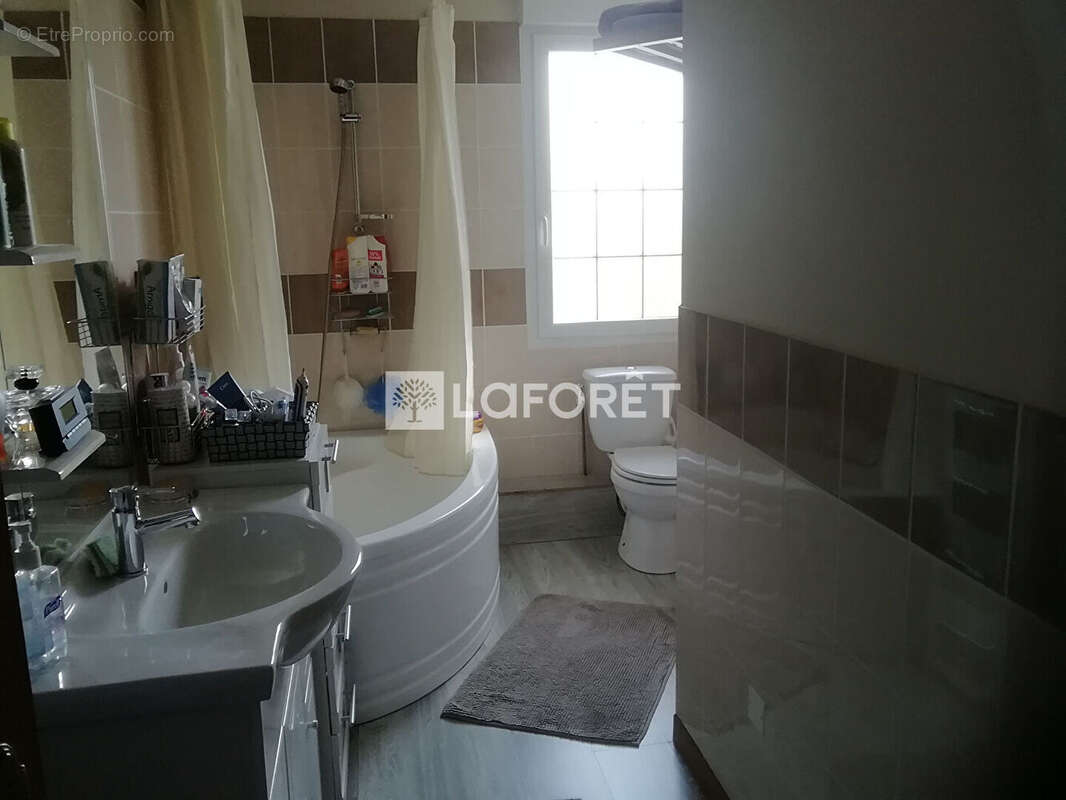 Maison à NUNCQ-HAUTECOTE