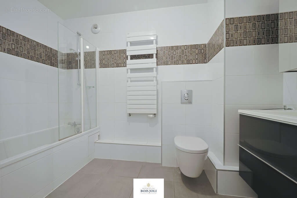 Appartement à ISSY-LES-MOULINEAUX