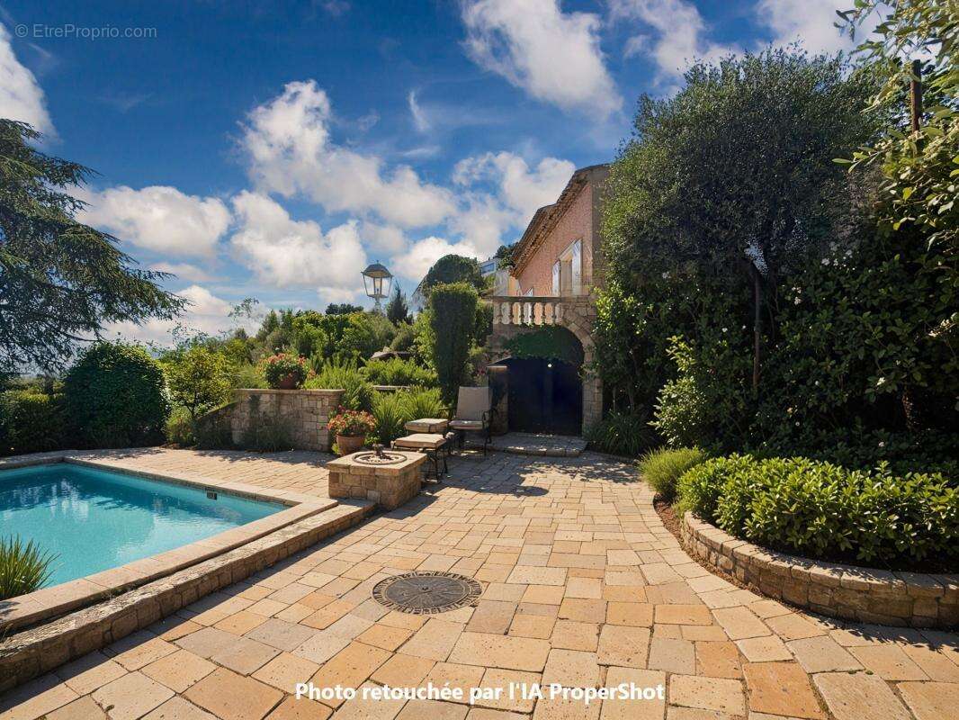 Nice gairaut – villa provençale avec vue mer, piscine, terrain de 2 000 m² et garage de 100 m² - photo 8