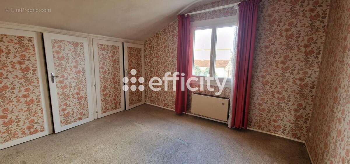 Maison à L'ISLE-D'ESPAGNAC