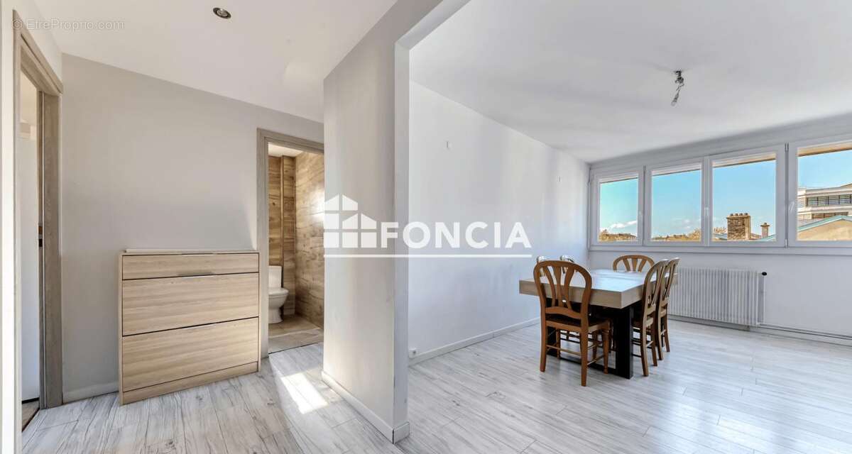 Appartement à LYON-7E