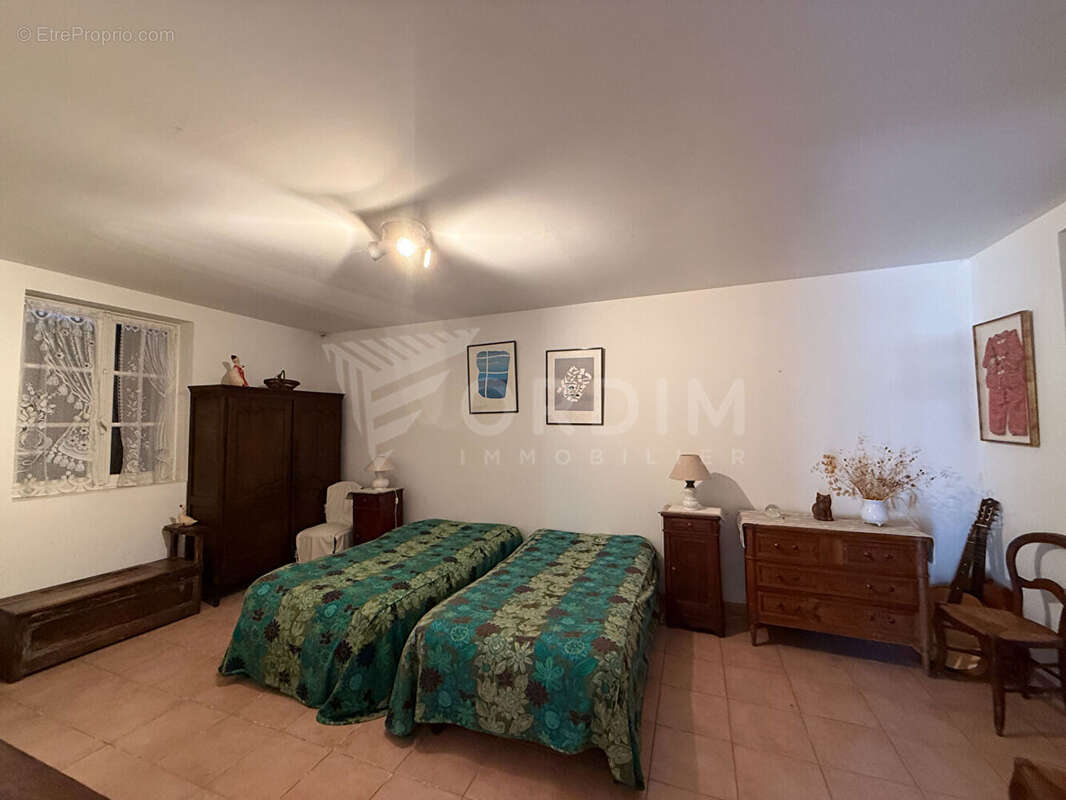 Beaulieu-sur-Loire  Ensemble immobilier de caractère, un bien rare ! - photo 14