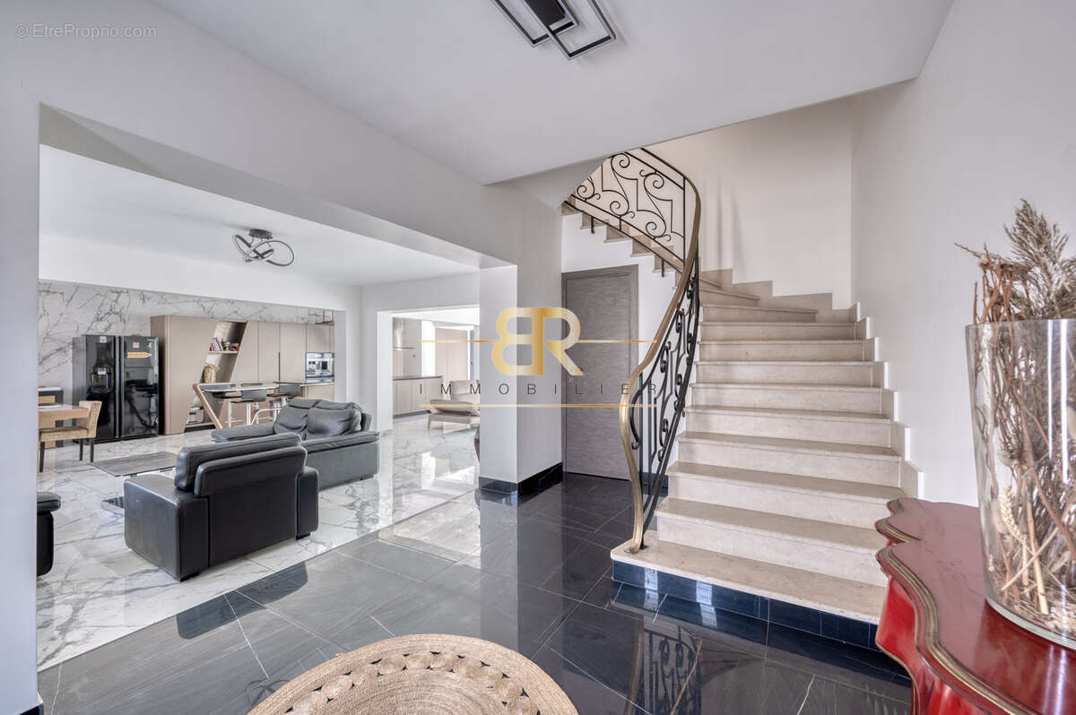 Maison à JOINVILLE-LE-PONT