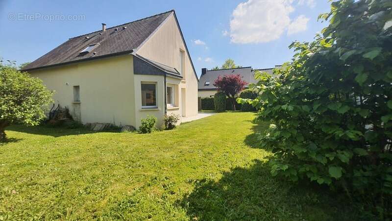 Maison à CHARTRES-DE-BRETAGNE
