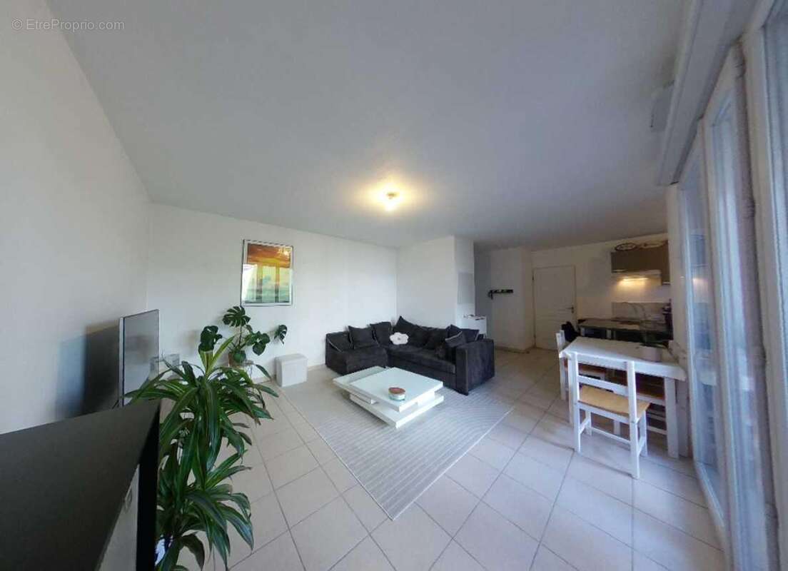   - Appartement à TOULOUSE