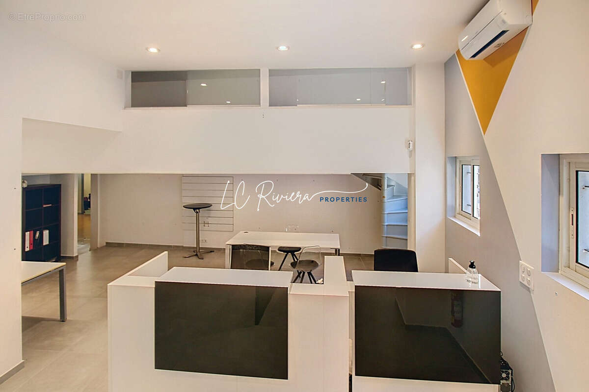 Commerce à SAINT-RAPHAEL