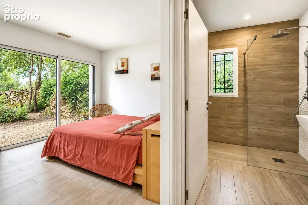 Maison de 10 pièces de 220 m² à Causse-de-la-Selle - photo 14