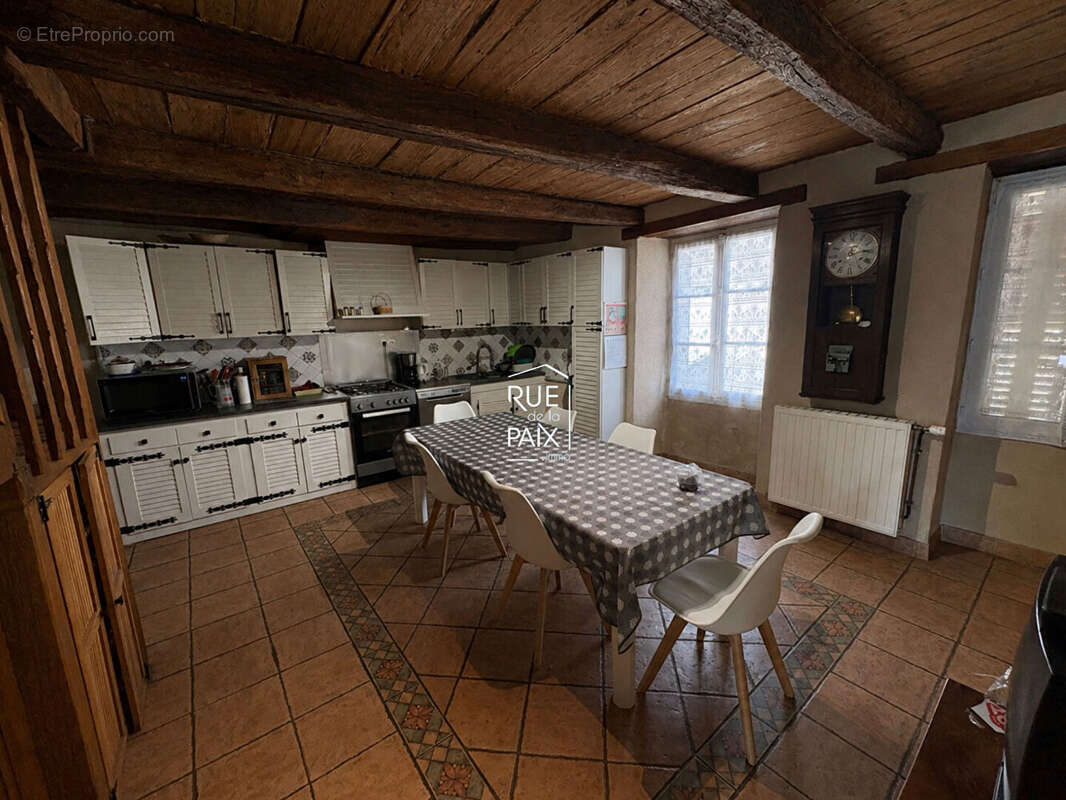 Maison à LA MOTHE-SAINT-HERAY