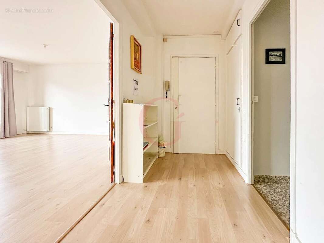 Appartement à BOURG-LA-REINE