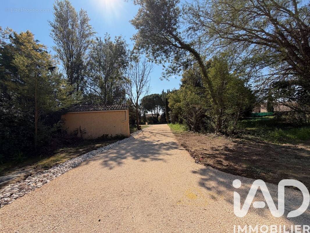 Photo 1 - Terrain à SAINT-QUENTIN-LA-POTERIE