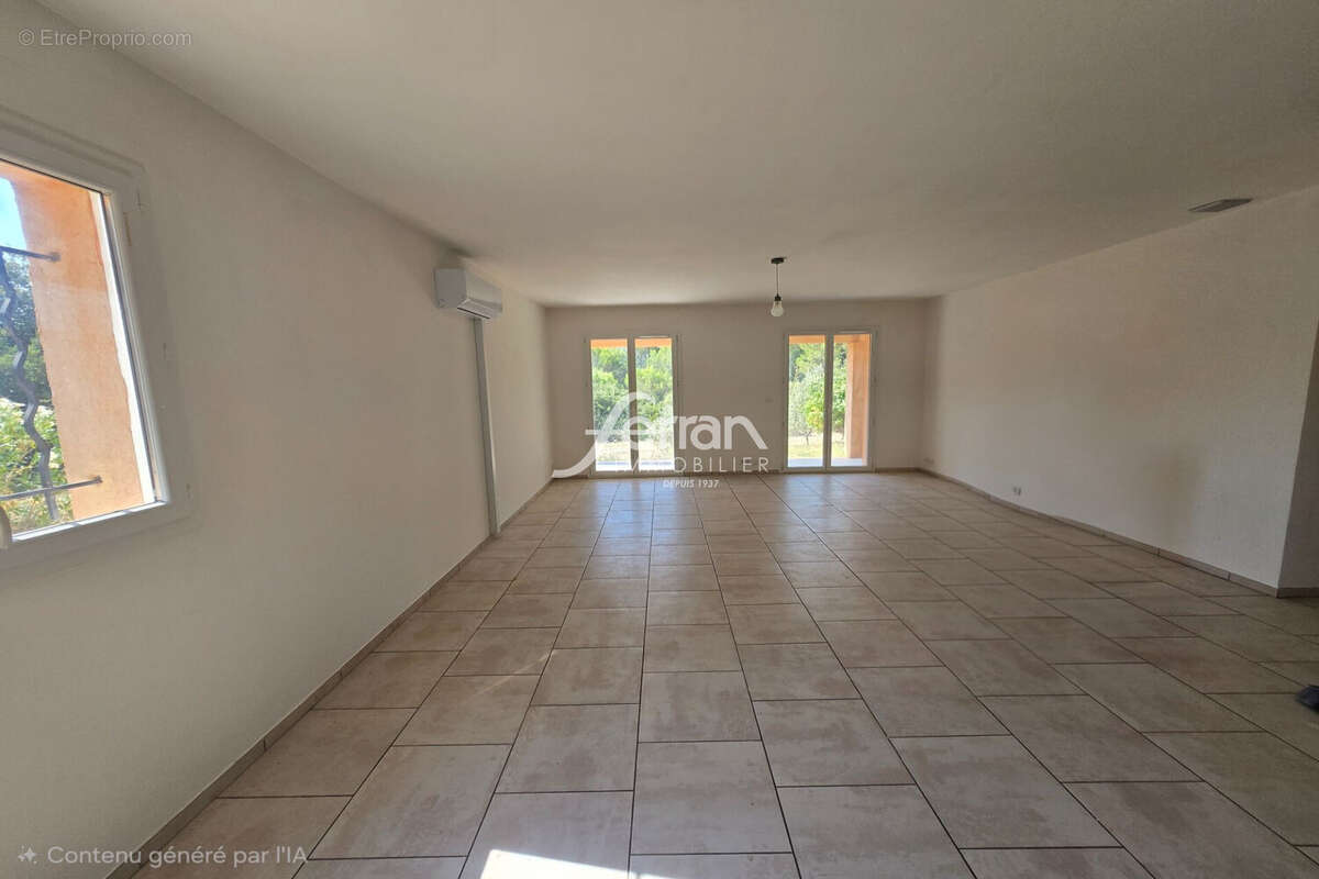 Maison 89 m² à Salernes  - photo 6